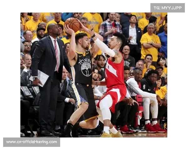 诺伊豪斯远射中横梁，门兴错失绝杀莱比锡良机